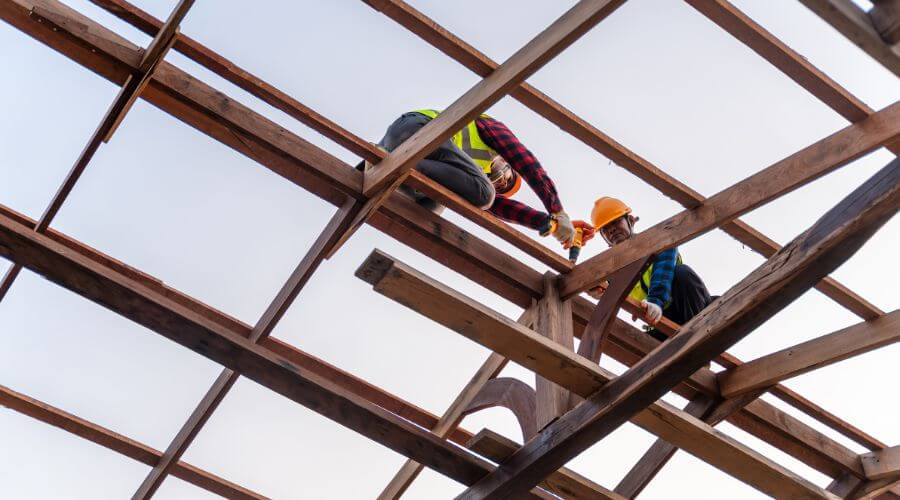 Expert top industrial roofings services in Omena, MI